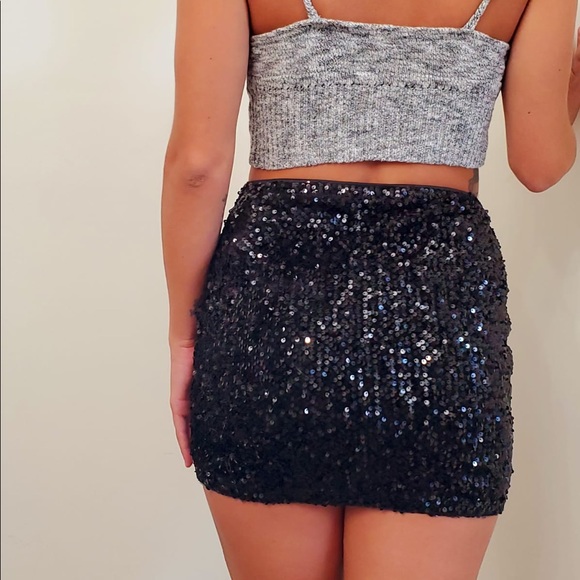 Mini skirt - Picture 4 of 4